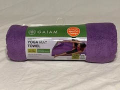 Gaiam Yoga Mat Towel Purple Full Size Microfiber Stay Dry Absorbent 26”x70” NEW