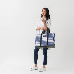 Deano Large Lightweight Beach Tote with Zip Pocket – Folds Flat for Easy Storage