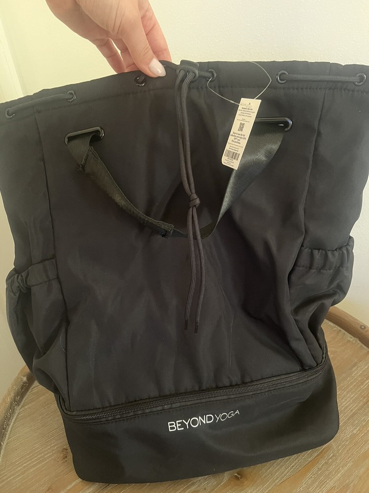 Beyond Yoga Backpack Hiking Exercise Shoes Polyester 19 x 12 x 5.5 Black NWT