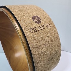 Apana Cork/Wood Grain 12.5″ Back Roller Body Sport Yoga Roller Stretching Wheel