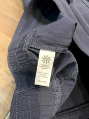 Athleta Womens Navy Blue La Viva Capri Crop Jogger Pants Size 4