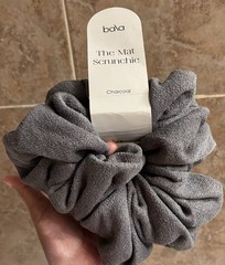 baa THE MAT SCRUNCHIE CHARCOAL