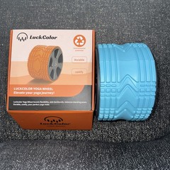 BRAND NEW – LUCKCOLOR Yoga Wheel – Vibrant Teal Color.