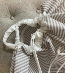 Shoulder Strap Zipper Yoga Carry Bag or Laundry Bag – gray & white stripe pocket