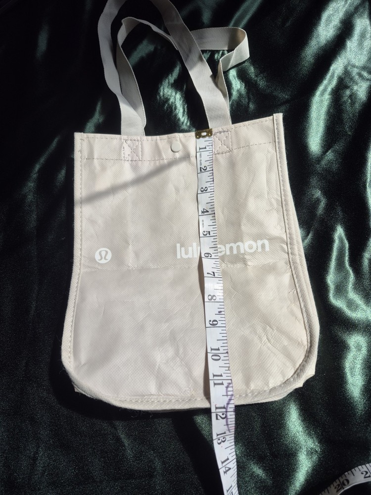 Bolsa Reusable Color Crem Lululemon 8.5 X 10 X 3.5