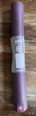 Manduka eKO SuperLite Yoga Mat – 1.5mm Natural Rubber Foldable Travel Acai 71”