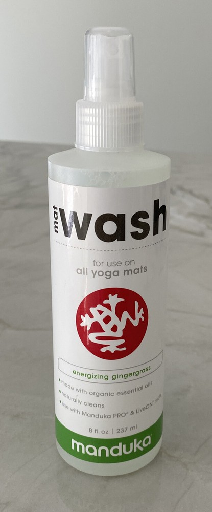 Manduka Yoga Mat Wash 8 oz Energizing Gingergrass organic essential oils natual