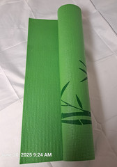 Yoga Mat 24″x68″ green bamboo graphics New Open Box No Tags NICE
