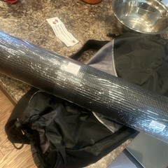 Everlast Non-Slip Foam Yoga Mat Black with Carry Bag for Yoga