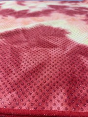 HOTWORX Yoga Mat Grip Towel 30×79 Large Non Slip Tie Dye Red Orange Rare READ A1