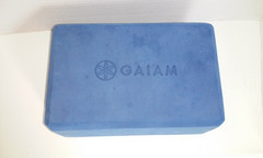 GAIAM Yoga Stretching Block Blue Exercise Pilates Workout form Brick 9″ x 6 x 4