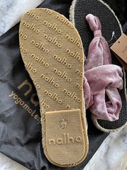 Nalho Ganika Women’s Pink Memory Foam Yoga Sandals Size 7