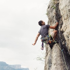 YY Vertical Cat Rock Climbing Chalk Bag, Perfect for Both Adults and grey