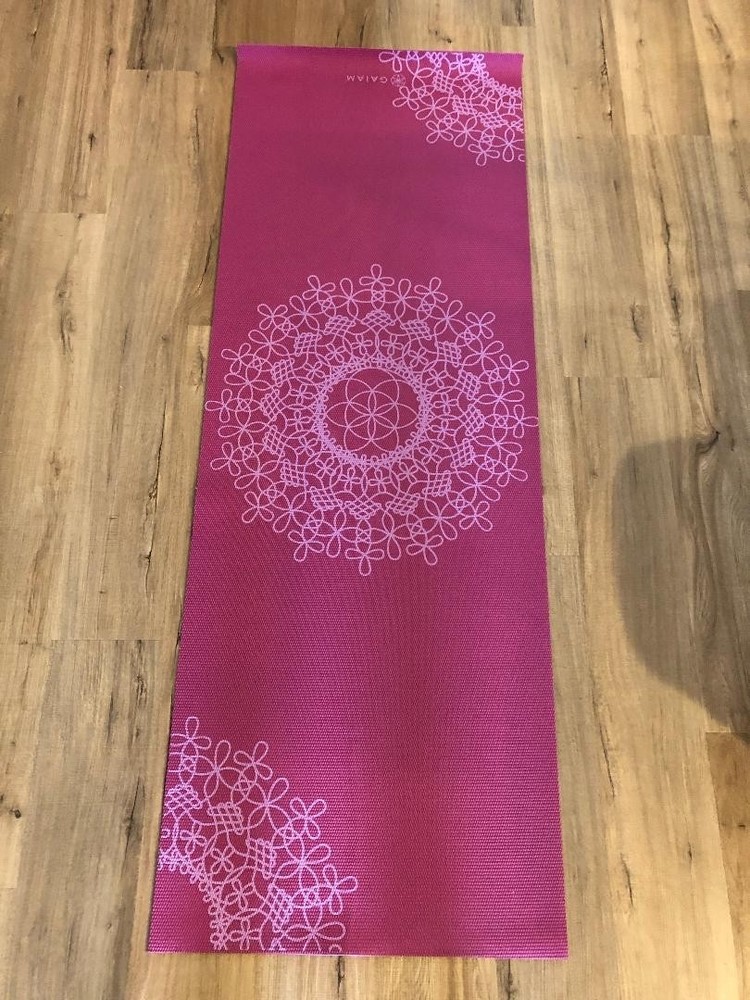 GAIAM PRINT YOGA MAT 4MM – PURPLE MEDALLION