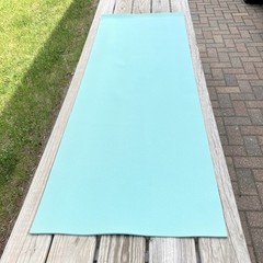 GAIAM Premium Self Exercise Yoga Mat Turquoise Non Slip 68″ L x 24″ 5mm Fitness