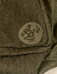 Manduka Yoga Mat Bag Multiple Pockets Adjustable Strap & Position Grey Black Lg