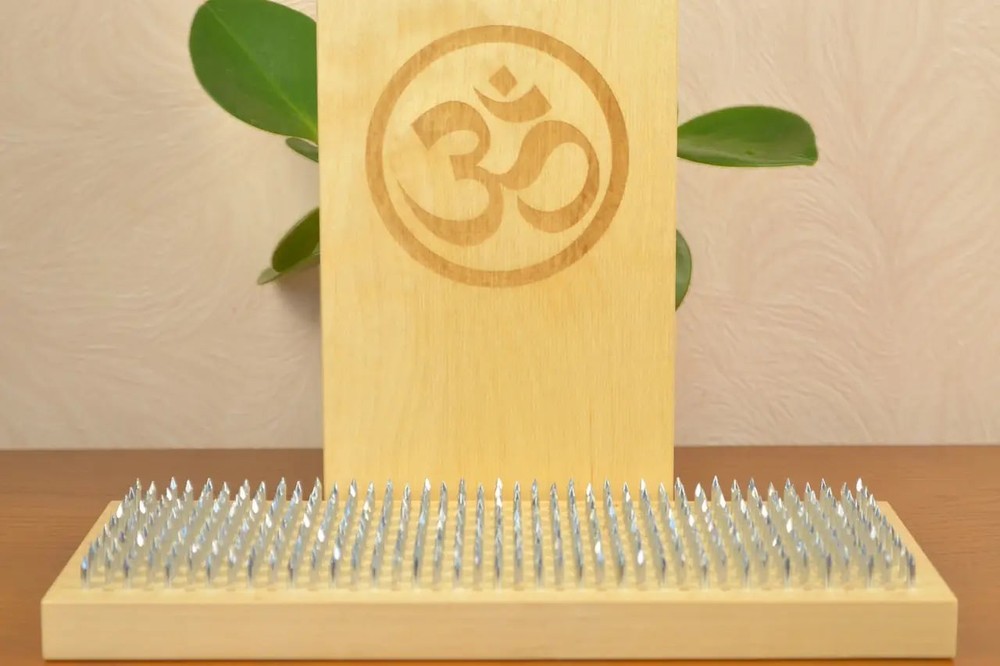 Sadhu Board “Om” Galvanized Nails 10 mm/0.4 inch