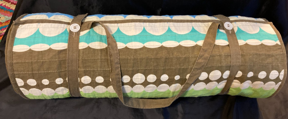 Yoga or Sleep Quilted Mat with Pillow by Jay Franco & Sons 24″ x 66″ EUC