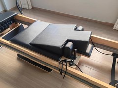 Large Pilates Wedge Pad for Home Gym, Ideal for Athletes & Therapy