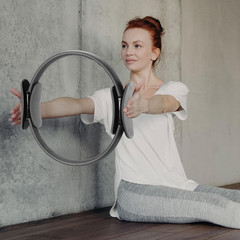 11.81″ Pilates Ring – Lightweight Yoga Circle for Resistance Training & Therapy