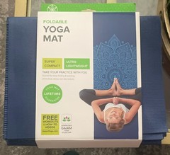 Gaiam Foldable Yoga Mat Super Compact and Ultra Lightweight Blue BRAND NEW
