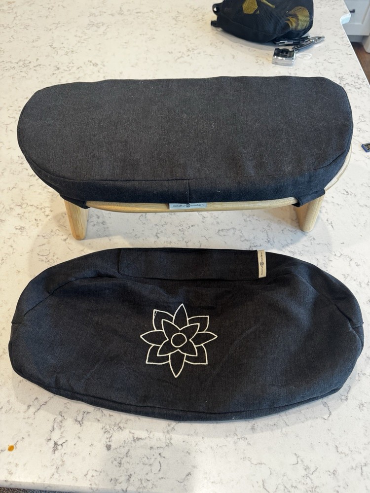 MINDFUL & MODERN Meditation Bench with Cushion Never Used