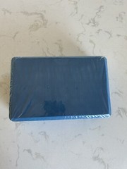 Yoga Block GAIAM LIGHTWEIGHT – 9″ x 5.5″ x 3″ – NEW – BLUE