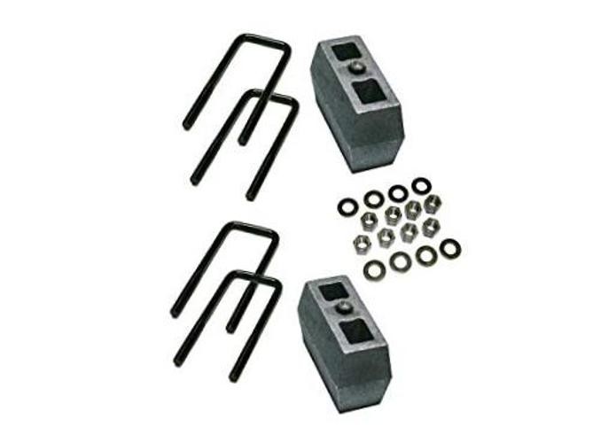 RealTruck 4″ Block Kit for GM 2500 | Rear Lift Blocks, U-Bolts, & Hardware |