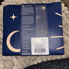 Gaiam Foldable Blue Celestial YOGA MAT Sun Moon Stars 68″x 22″x 2mm Travel Mat
