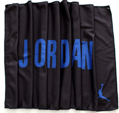 Nike Jordan Cooling Towel Medium Black/Varsity Royal 30″ x 14″