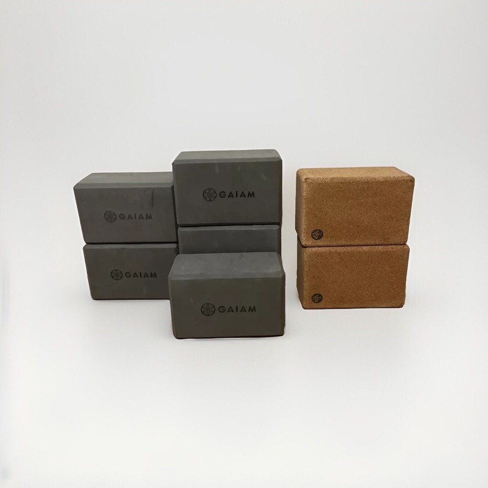 8pcs Yoga GAIAM Blocks & Cork exercise for Home Gym