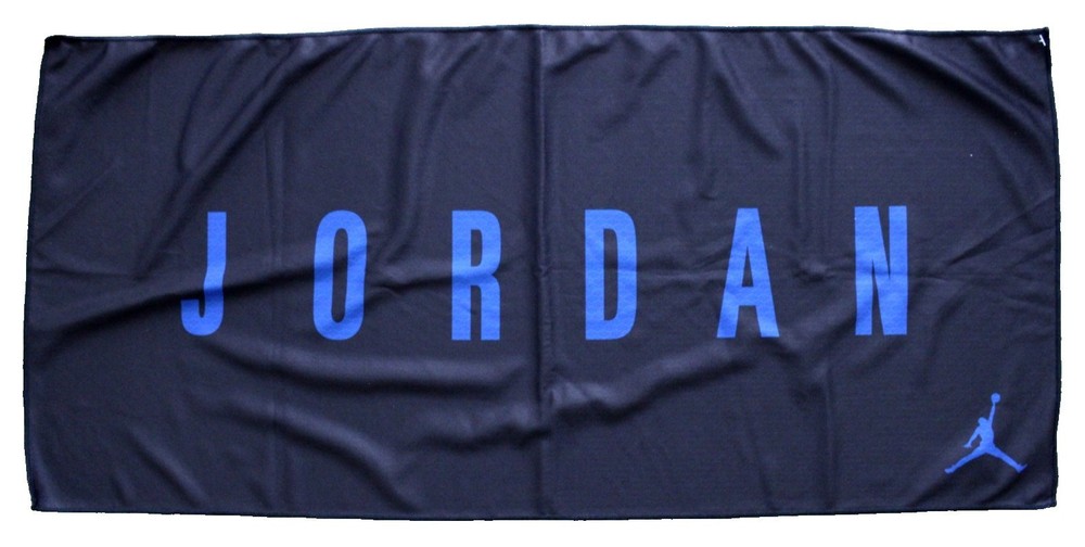Nike Jordan Cooling Towel Medium Black/Varsity Royal 30″ x 14″
