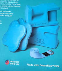 Pro Yoga Blocks 2 Pack for Wrist Comfort/Support Knee Pads Yoga Strap Blue