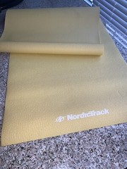 NORDICTRACK YOGA Mat ~ Gym ~ Pilates ~ Workout ~ 24” x 68” x 1/8”