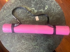 Victoria’s Secret PINK Yoga Gym Sport Exercise Mat w/black Strap Pink Logo NWT