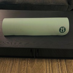 Large Thick Aqua Blue (Not Green!) Lululemon Yoga Mat 5mm x 66cm x 180cm
