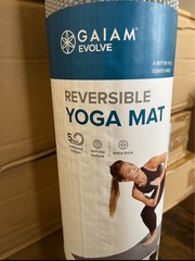 Gaiam Reversible Yoga Mats 10 Cases 20 Yoga Mats Total LOCAL Pickup ONLY 08234