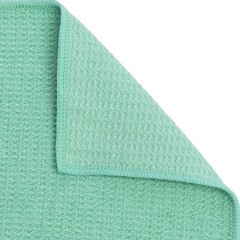 Hot Yoga Towel – Mat-Sized, Microfiber, Super Absorbent, Anti-Slip, Injury Fr…