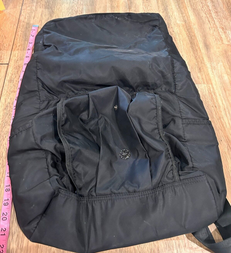 Gaiam Yoga Tote Black Travel Yoga Back Pack 22 in x 14 in