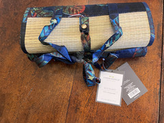 Threshold 100% Straw Beach Mat Eco Blue trim w/ built in carry straps NWT